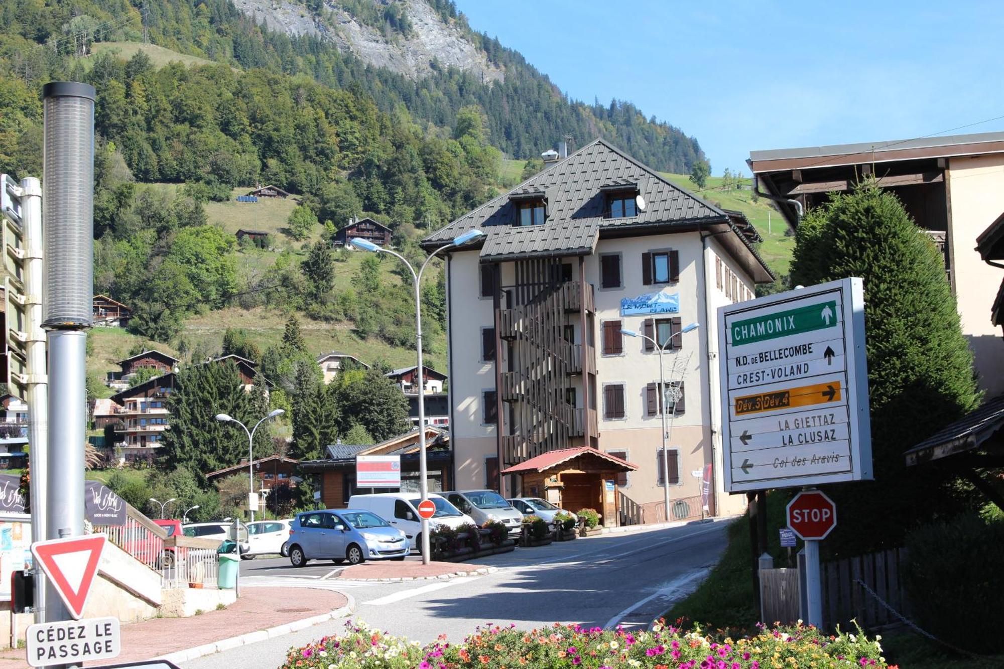 Hotel Le Montblanc Flumet Eksteriør billede